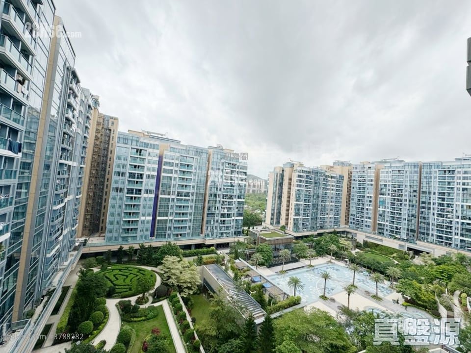 峻峦 售盘 2 房 581 平方尺