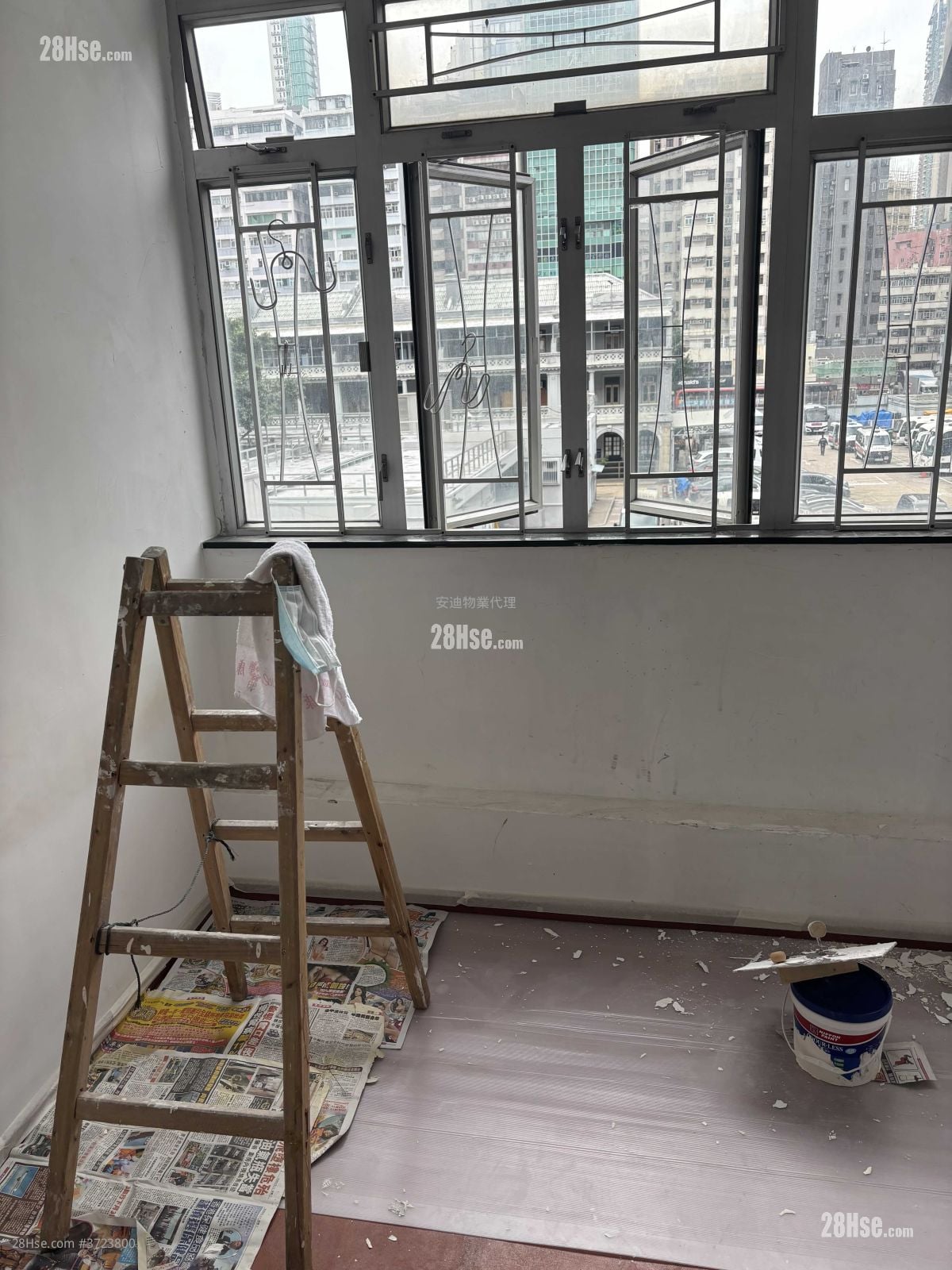 单幢楼房 租盘 开放式间隔 100 平方尺