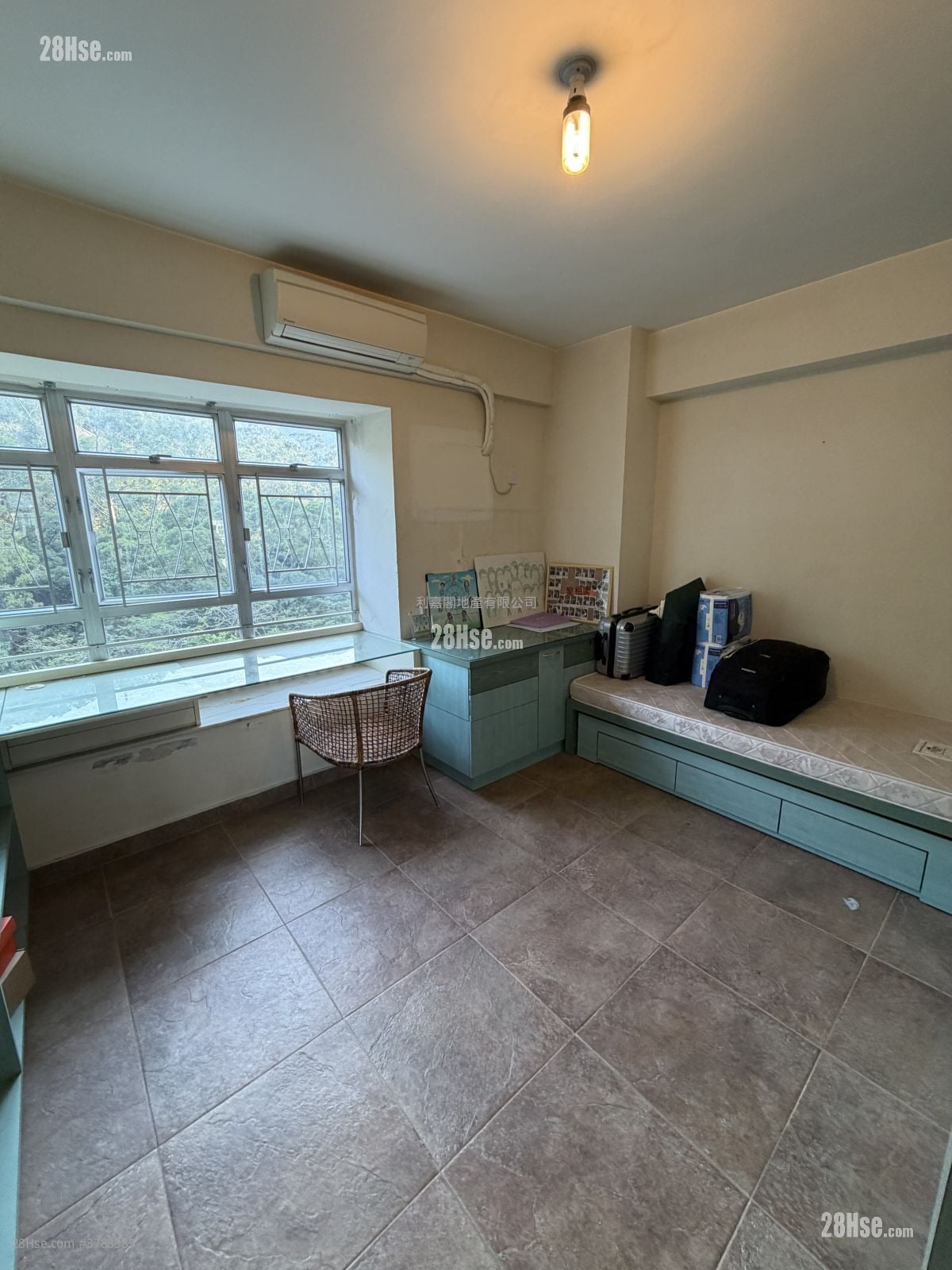 瑞峰花园 售盘 3 房 1,592 平方尺