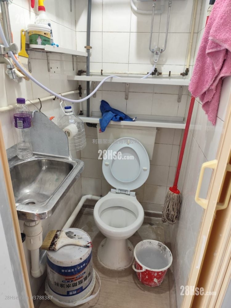 Union Building Sell 3 Bedrooms , 3 Bathrooms 455 ft²