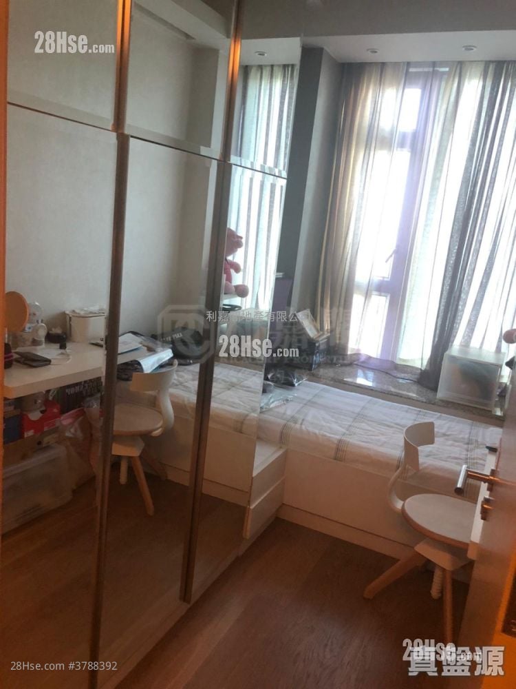 朗逸峰 售盘 3 房 , 3 浴室 1,186 平方尺