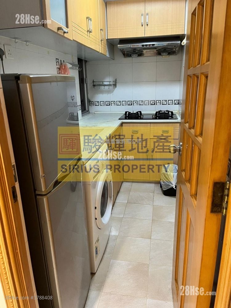 颂贤花园 租盘 378 平方尺