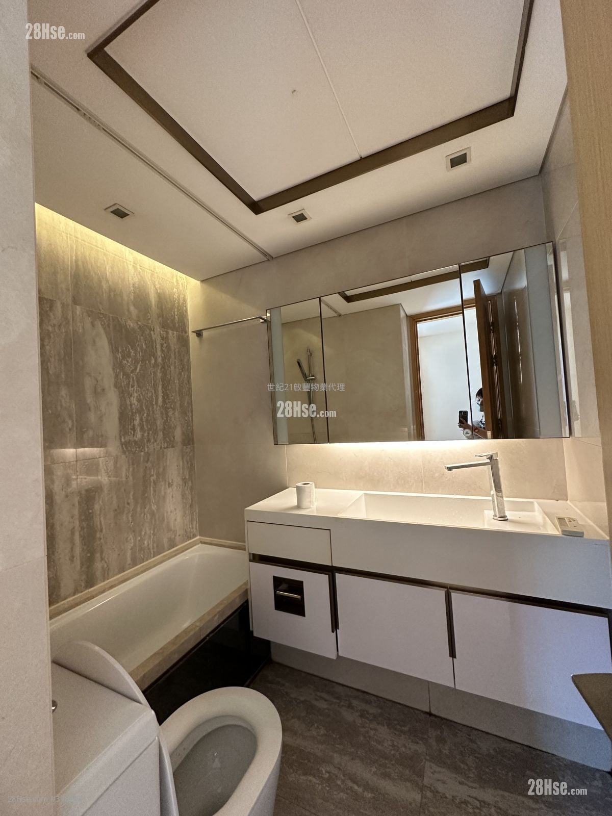 One Kai Tak(Ii) Rental 2 Bedrooms , 1 Bathroom 563 ft²