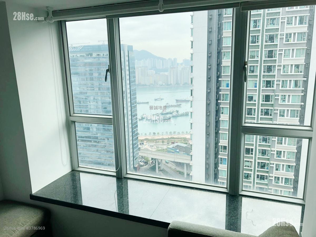 Summit Terrace Sell 2 Bedrooms , 1 Bathroom 450 ft²