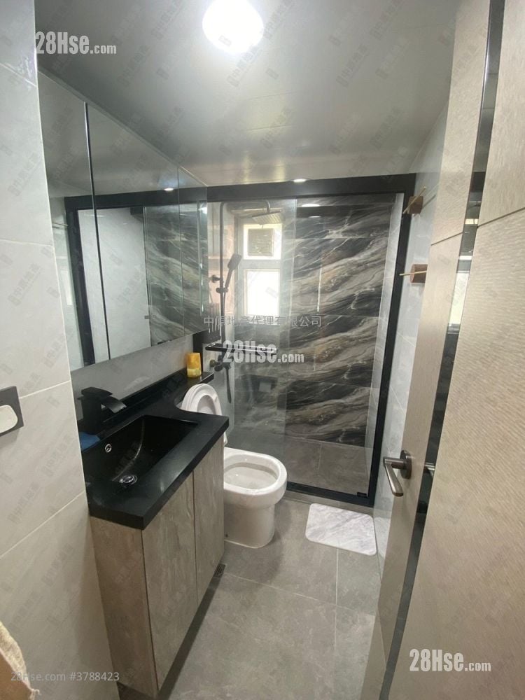 青榕台 售盘 3 房 , 2 浴室 719 平方尺