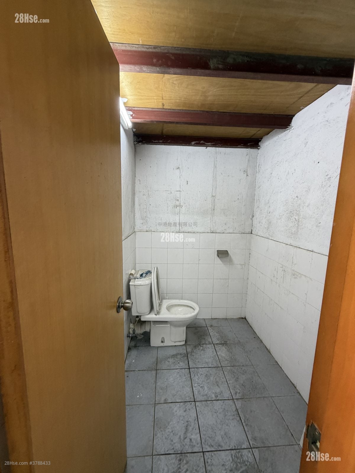 Chung Kiu Godown Building Rental 1 Bedroom , 2 Toilets