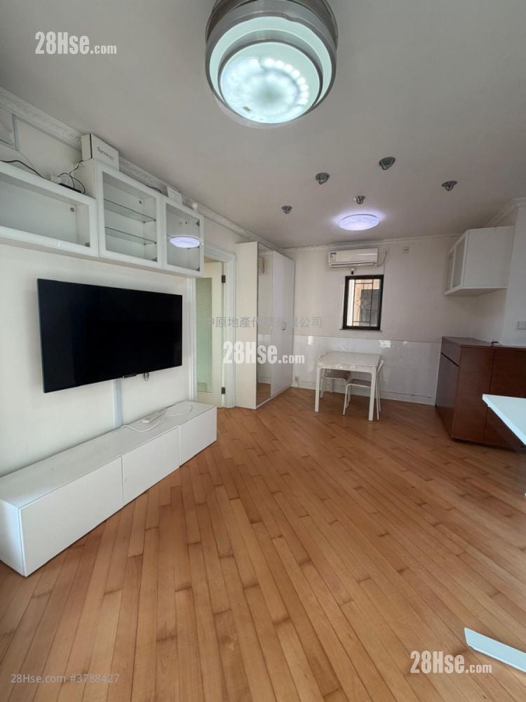 爱琴海岸 售盘 3 房 , 1 浴室 623 平方尺