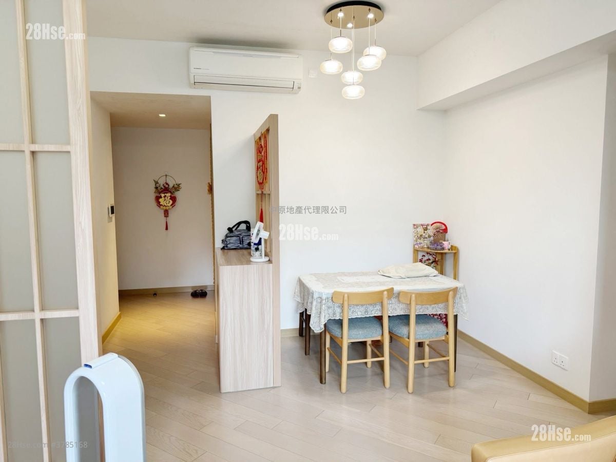 峻峦 售盘 3 房 , 1 浴室 581 平方尺