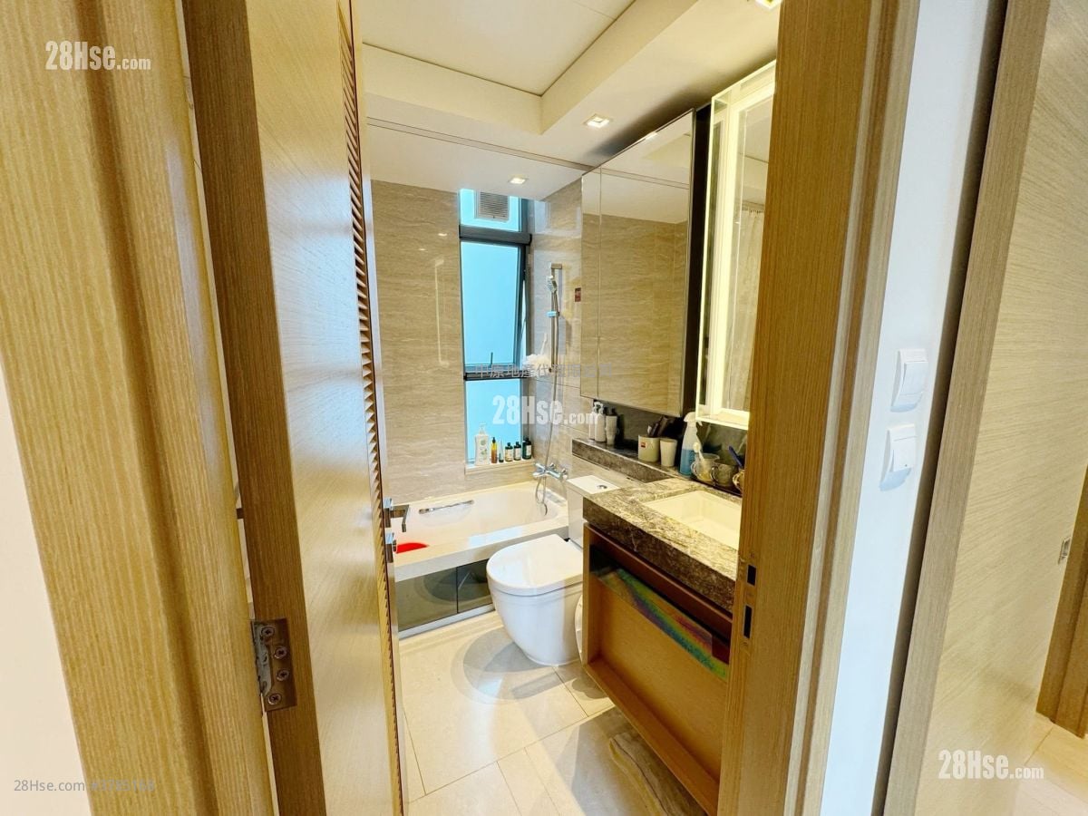 峻峦 售盘 3 房 , 1 浴室 581 平方尺