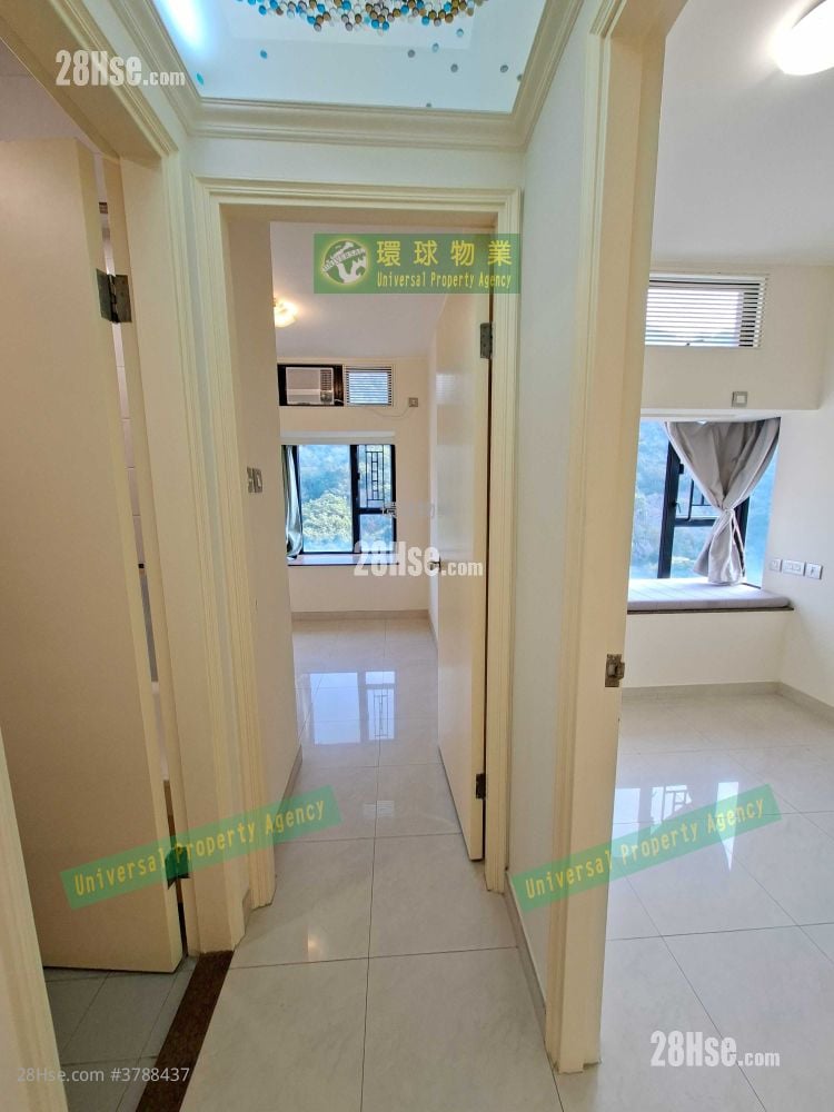 Cayman Rise Rental 2 Bedrooms , 1 Bathroom 464 ft²