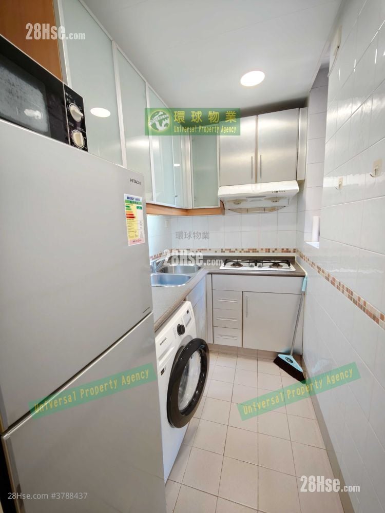 Cayman Rise Rental 2 Bedrooms , 1 Bathroom 464 ft²