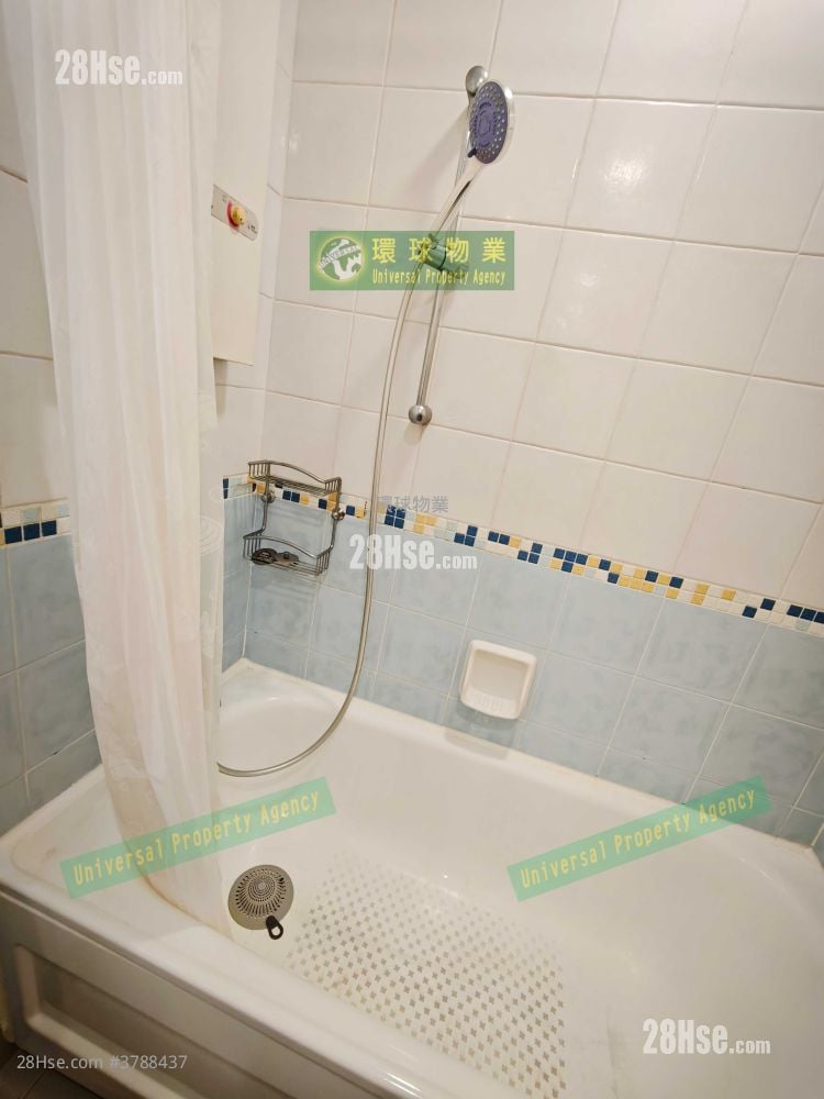 Cayman Rise Rental 2 Bedrooms , 1 Bathroom 464 ft²