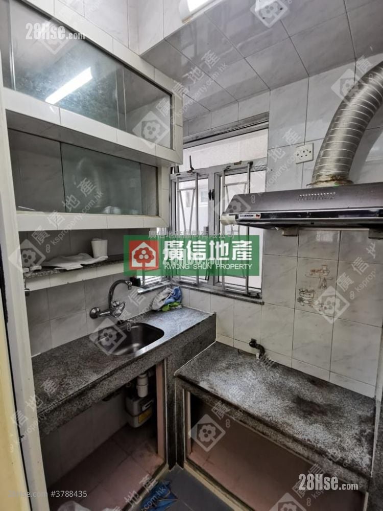 黄金大厦 售盘 2 房 , 1 浴室 347 平方尺