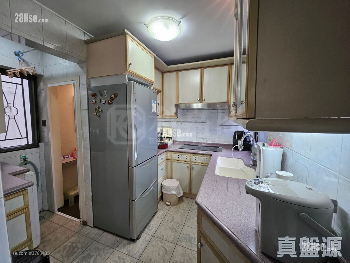 又一居 售盘 3 房 , 2 浴室 568 平方尺