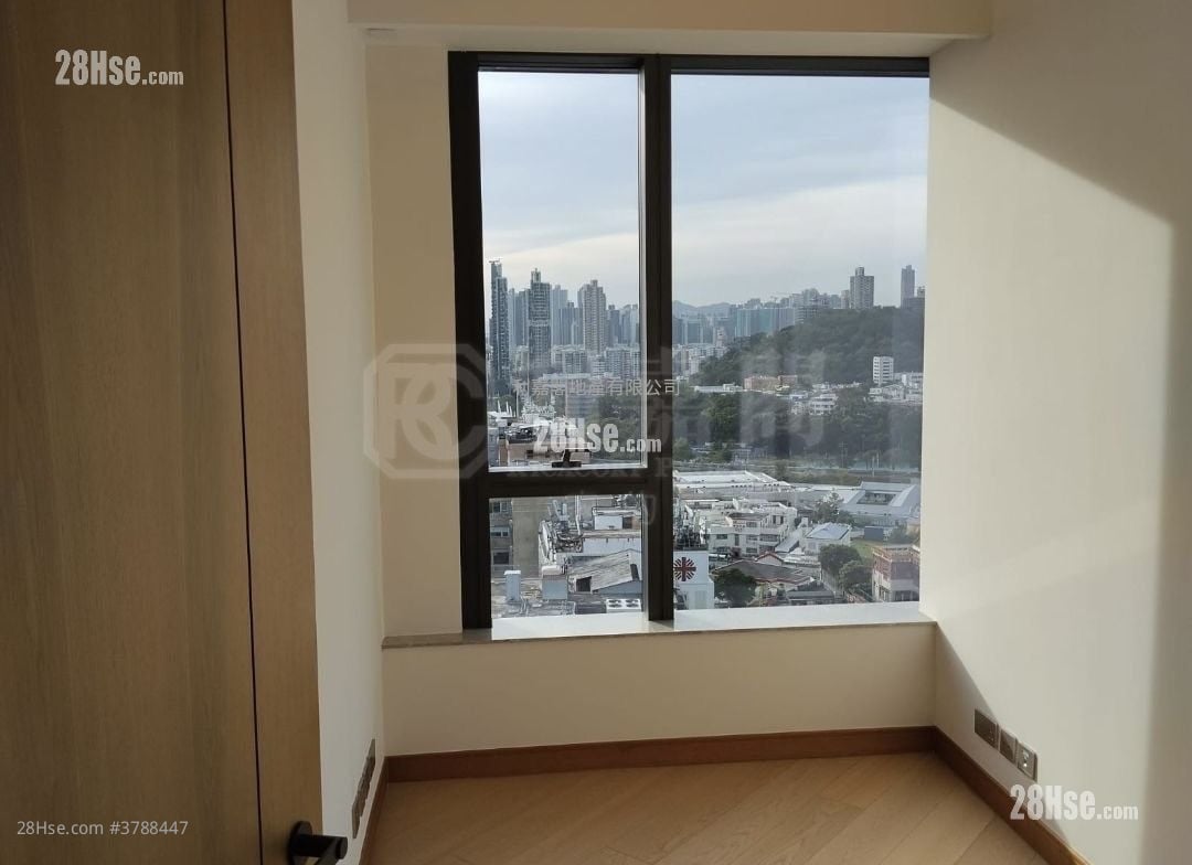 128 Waterloo 售盘 1 房 342 平方尺