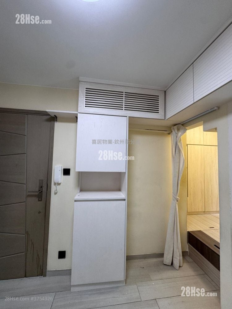 恒威阁 租盘 2 房 , 1 浴室 299 平方尺