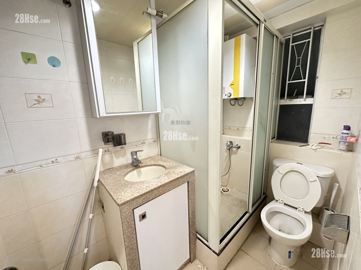 Shatin Centre Rental Studio , 1 Bathroom 292 ft²