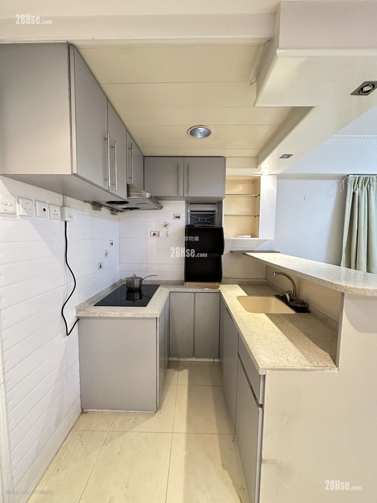 Shatin Centre Rental Studio , 1 Bathroom 292 ft²