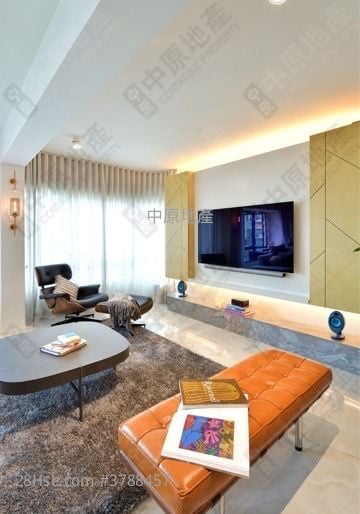 King's Park Villa Sell 3 Bedrooms , 2 Bathrooms 1,812 ft²