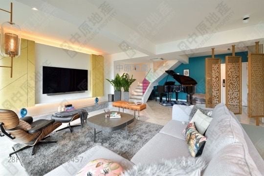 King's Park Villa Sell 3 Bedrooms , 2 Bathrooms 1,812 ft²