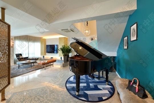 King's Park Villa Sell 3 Bedrooms , 2 Bathrooms 1,812 ft²