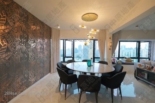 King's Park Villa Sell 3 Bedrooms , 2 Bathrooms 1,812 ft²