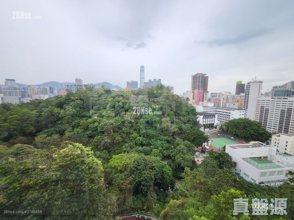 King's Park Hill Sell 2 Bedrooms , 3 Bathrooms 1,215 ft²