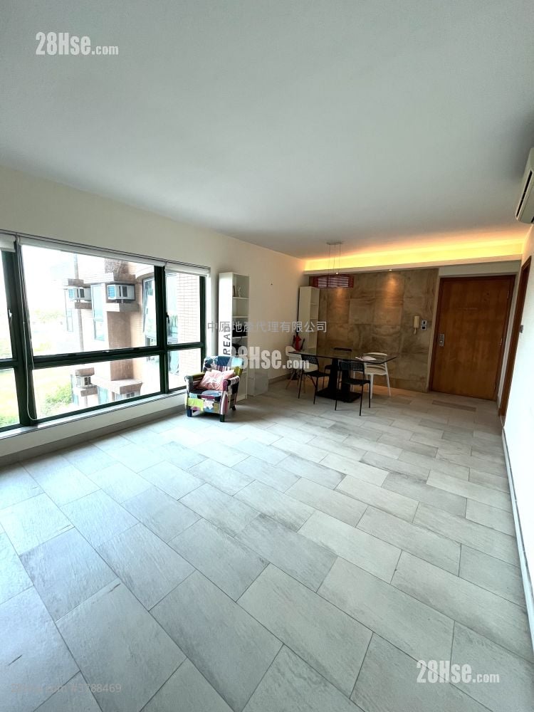 爱琴海岸 售盘 4 房 , 3 浴室 811 平方尺