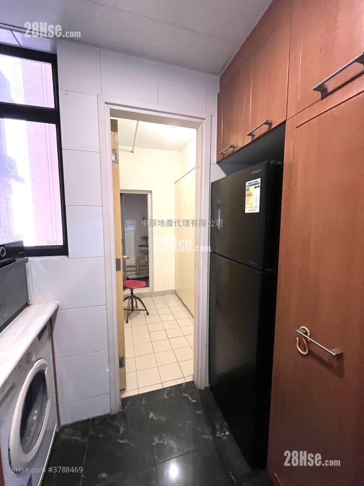 爱琴海岸 售盘 4 房 , 3 浴室 811 平方尺