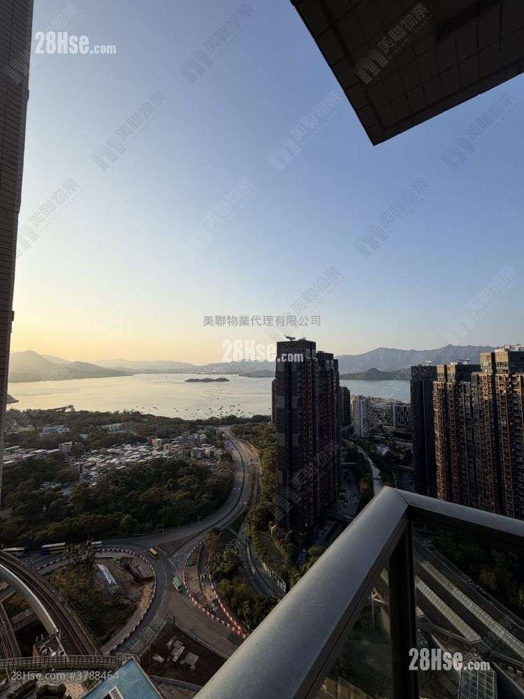 银湖天峰 售盘 3 房 1,051 平方尺