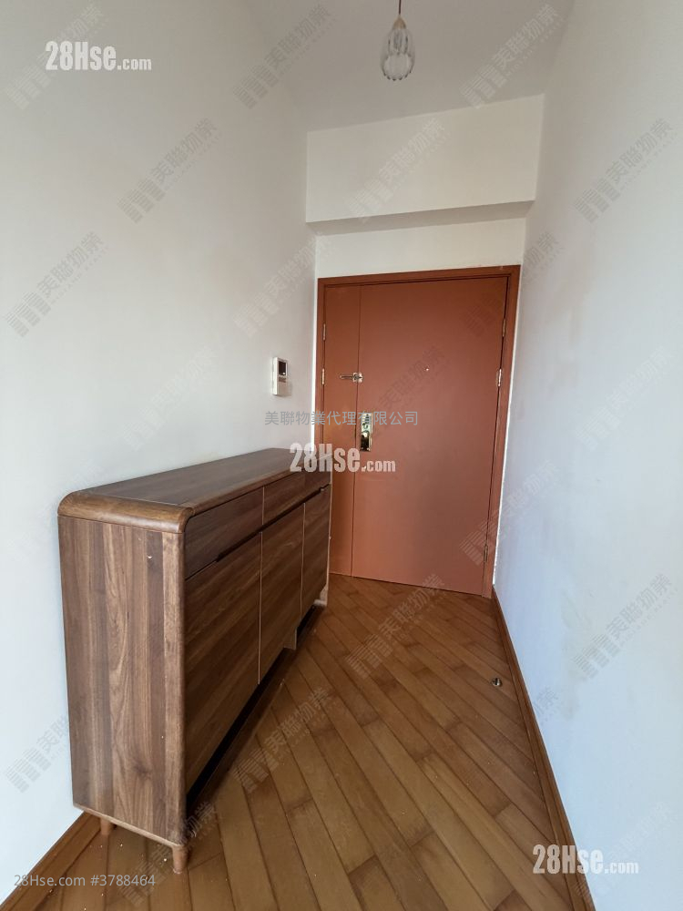 银湖天峰 售盘 3 房 1,051 平方尺