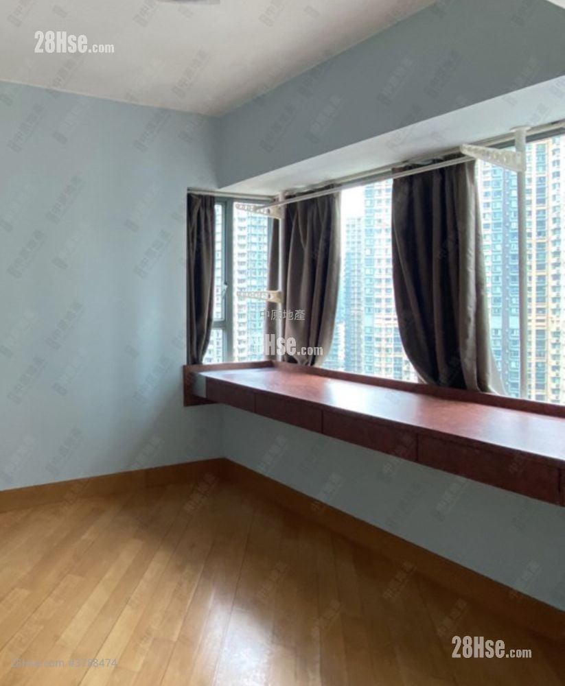 碧海蓝天 售盘 3 房 588 平方尺