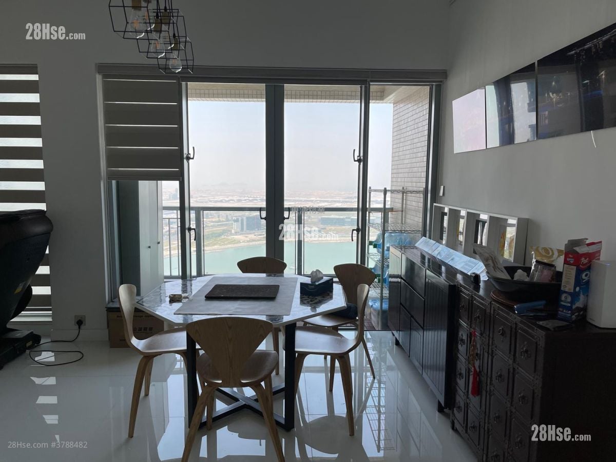 Coastal Skyline Rental 5+ Bedrooms , 4 Bathrooms 1,562 ft²