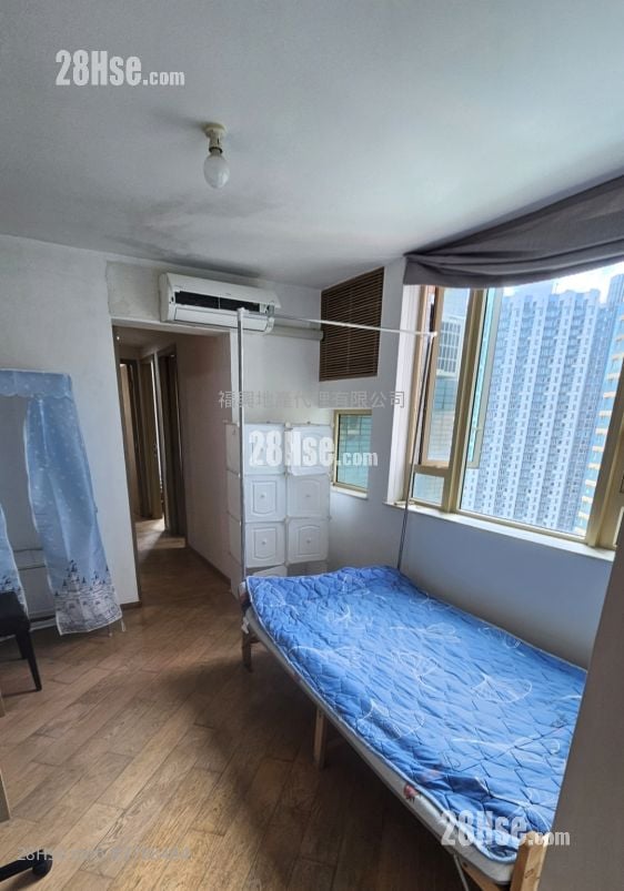 Harbour Place Rental 3 Bedrooms , 1 Bathroom 589 ft²