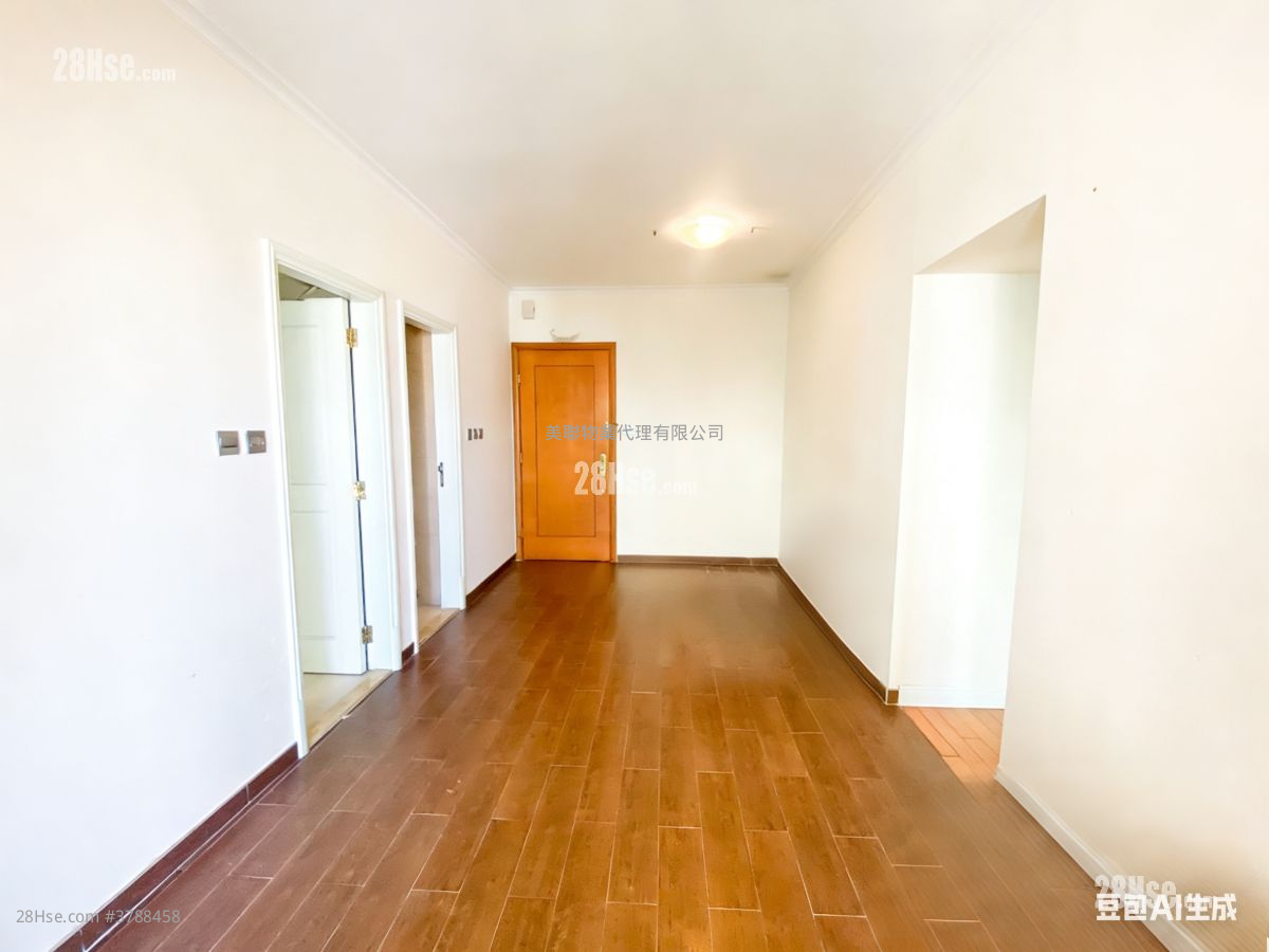 Banyan Garden Sell 2 Bedrooms , 1 Bathroom 501 ft²