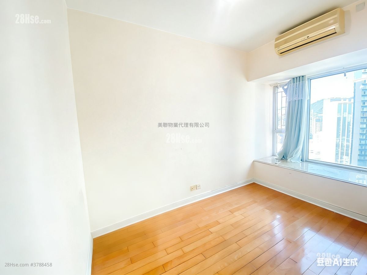 Banyan Garden Sell 2 Bedrooms , 1 Bathroom 501 ft²