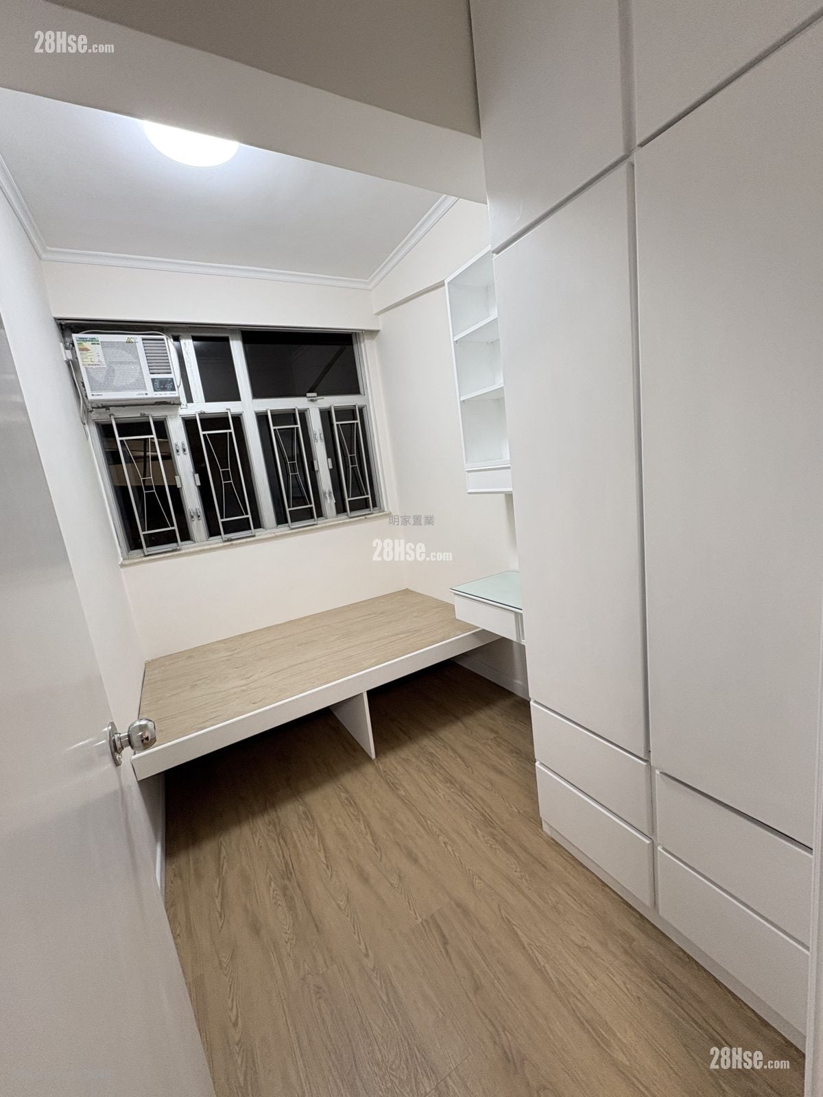Tsui Yuen Mansion Rental 2 Bedrooms , 1 Bathroom 427 ft²