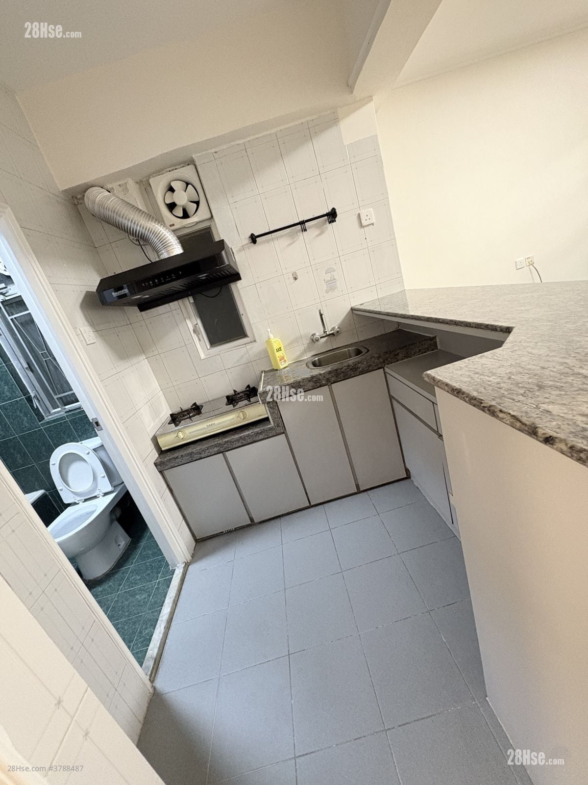 Tsui Yuen Mansion Rental 2 Bedrooms , 1 Bathroom 427 ft²