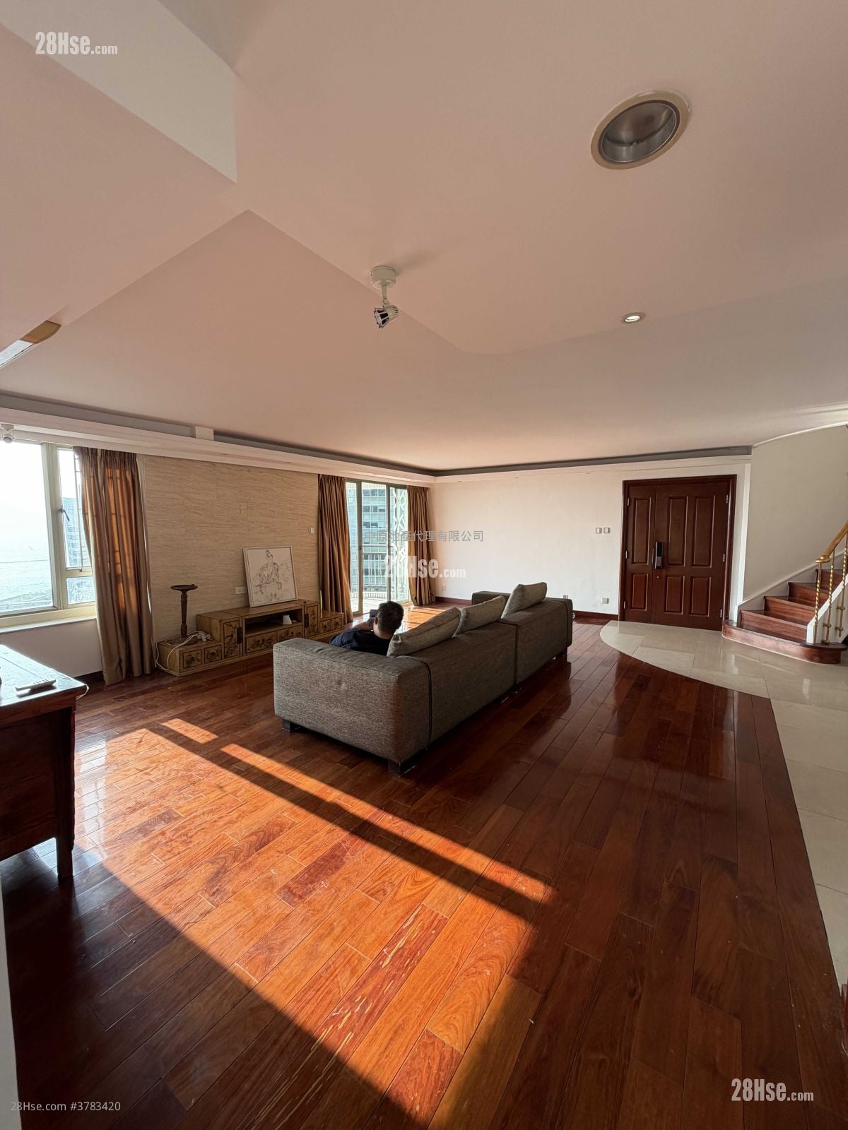 Baguio Villa Sell 5+ Bedrooms , 3 Bathrooms 2,716 ft²