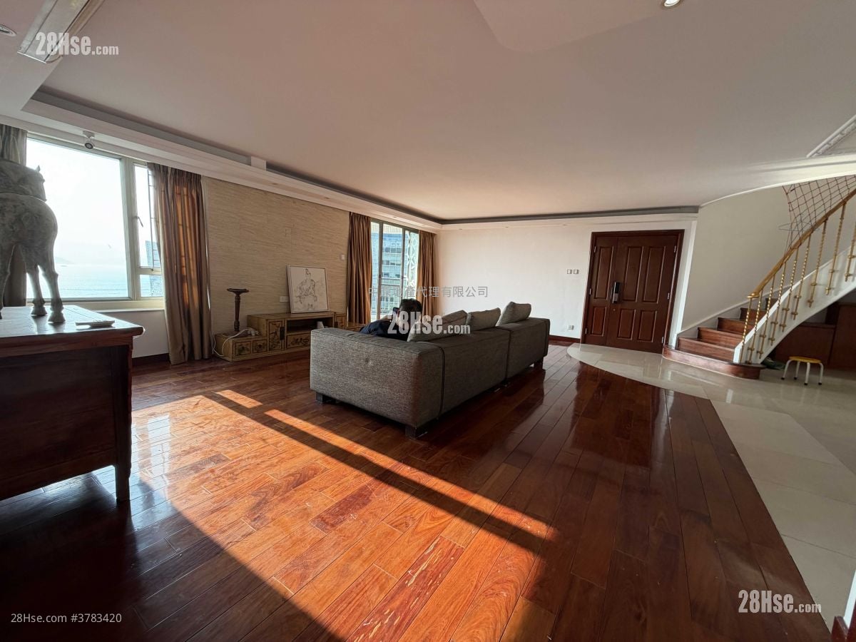 Baguio Villa Sell 5+ Bedrooms , 3 Bathrooms 2,716 ft²