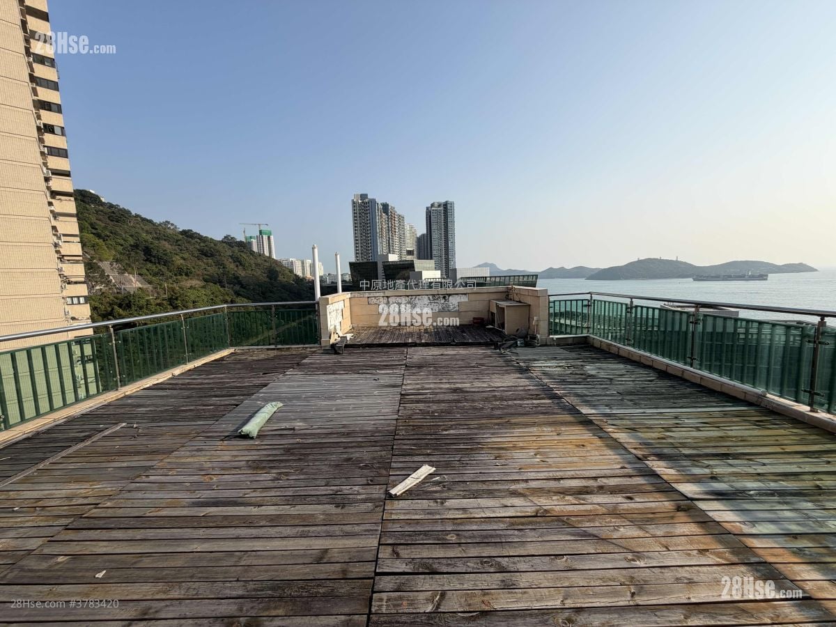 Baguio Villa Sell 5+ Bedrooms , 3 Bathrooms 2,716 ft²