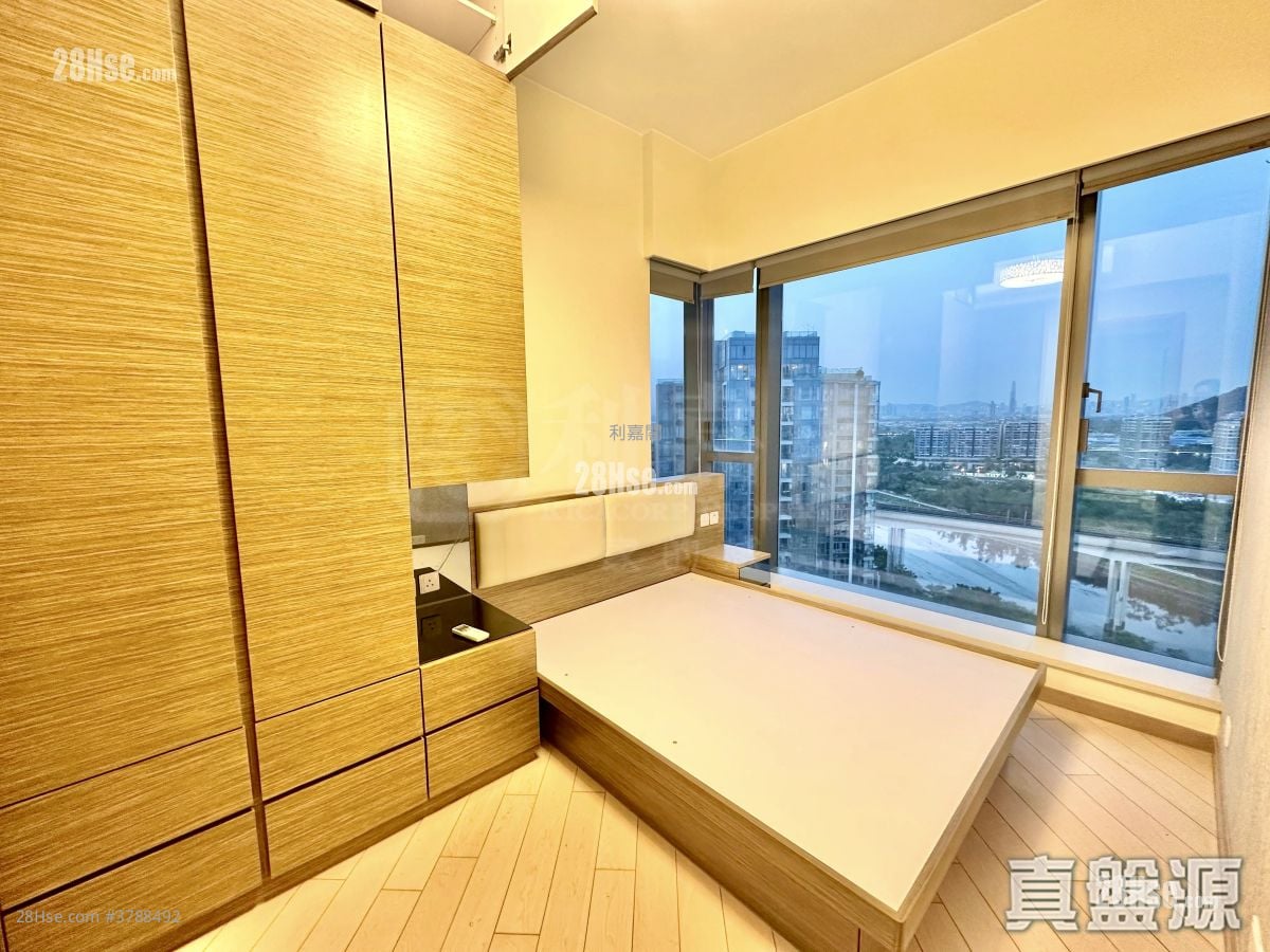 尔峦 售盘 3 房 765 平方尺