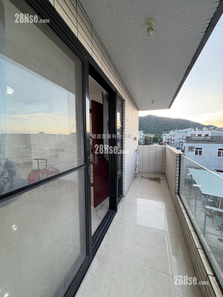 村屋 租盘 3 房 , 1 浴室 1,400 平方尺