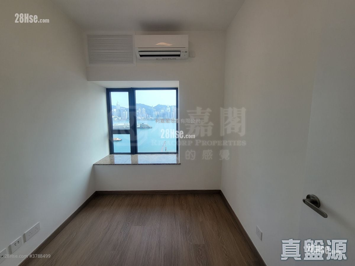 The Arch Sell 3 Bedrooms , 2 Bathrooms 846 ft²