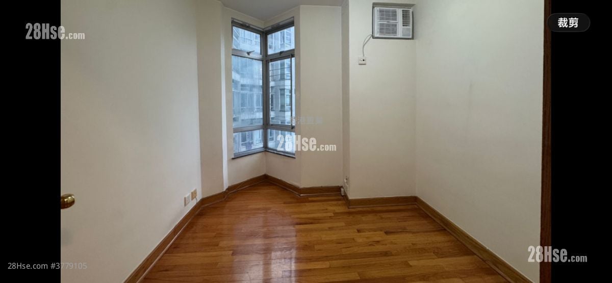 丽港城 售盘 3 房 , 2 浴室 748 平方尺