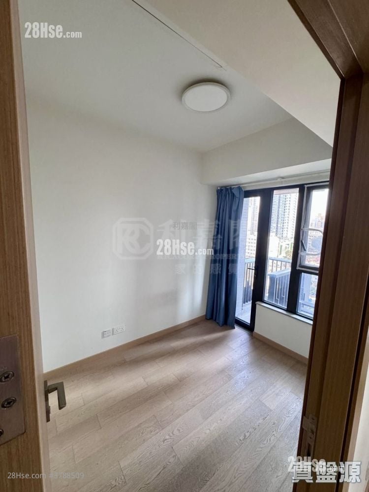 朗城滙 售盘 1 房 332 平方尺