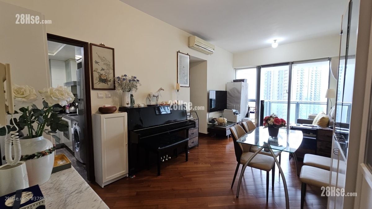 The Palazzo Sell 3 Bedrooms , 2 Bathrooms 707 ft²