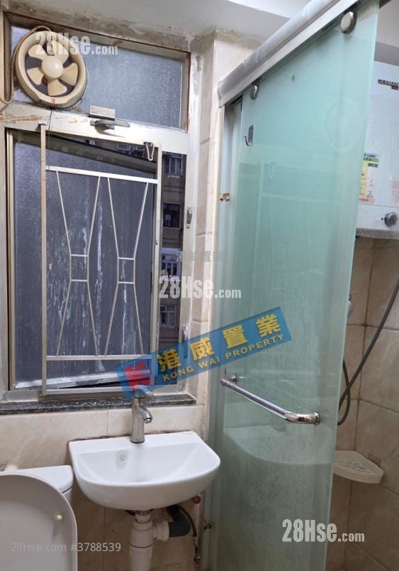 康福楼 租盘 3 房 , 1 浴室 353 平方尺