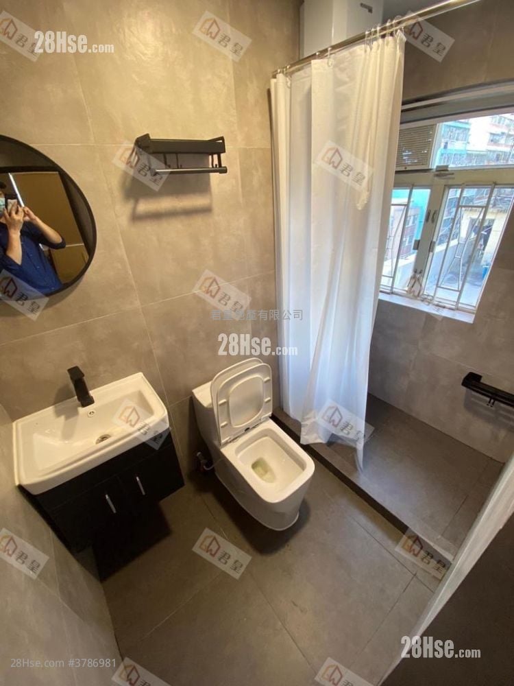 唐楼 租盘 150 平方尺