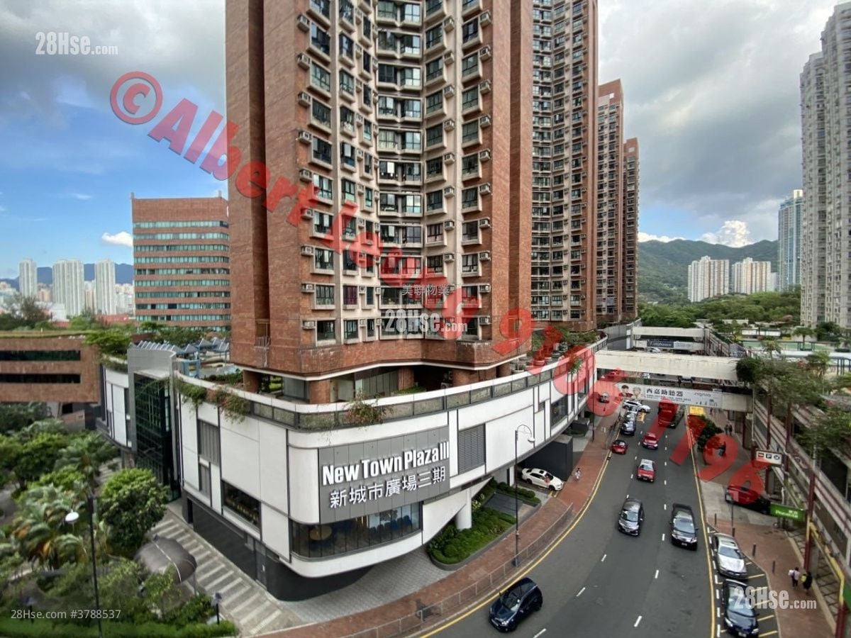 Wai Wah Centre Sell 2 Bedrooms , 1 Bathroom 358 ft²